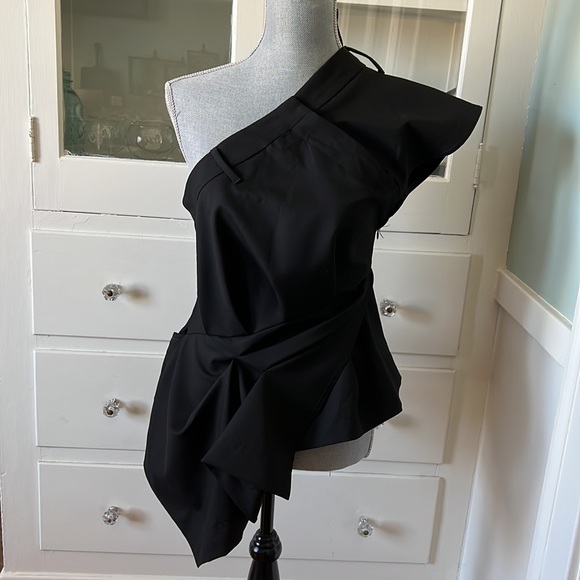 Rare amazing Zara Limited asymmetric black pant top with working zipper NWT - Picture 2 of 13